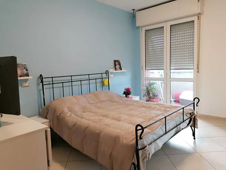 Immagine 8 di Appartamento in vendita  a Carrara