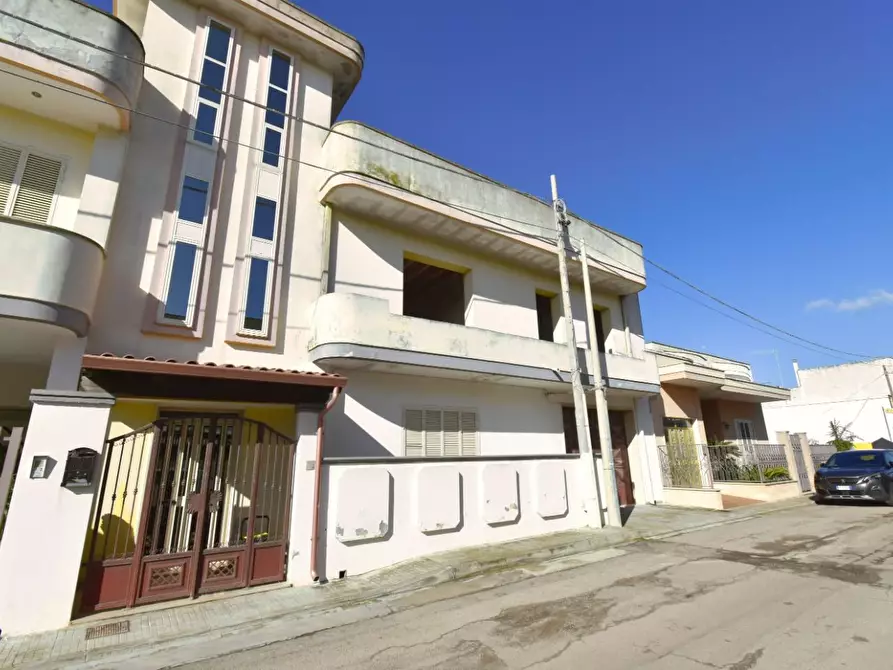 Immagine 36 di Casa semindipendente in vendita  a Copertino