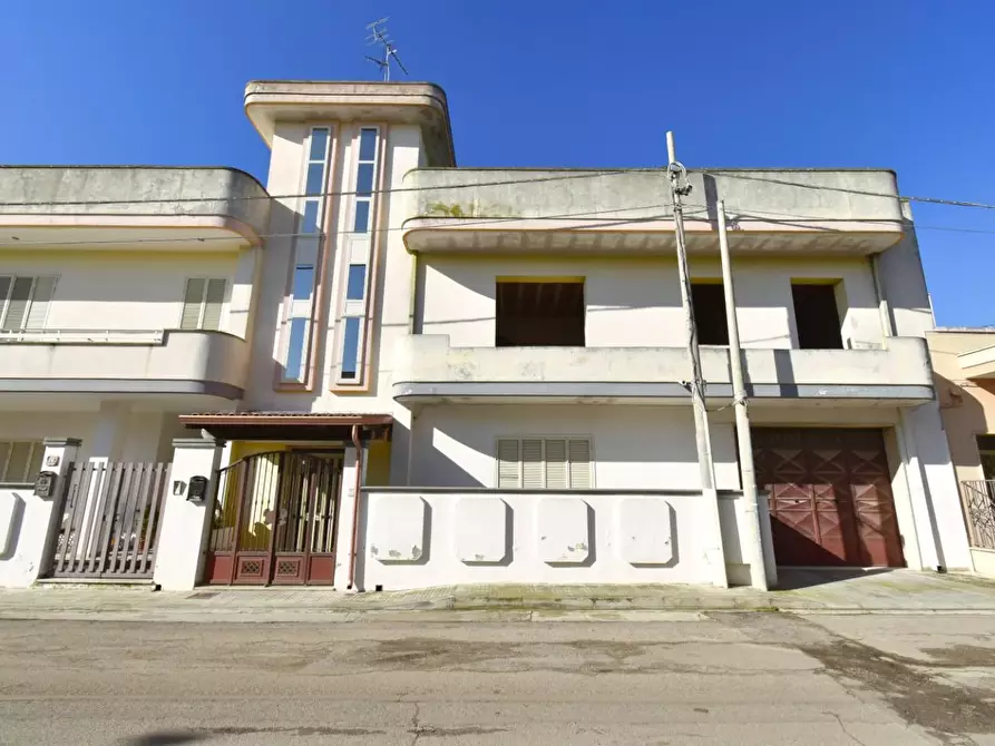 Immagine 37 di Casa semindipendente in vendita  a Copertino