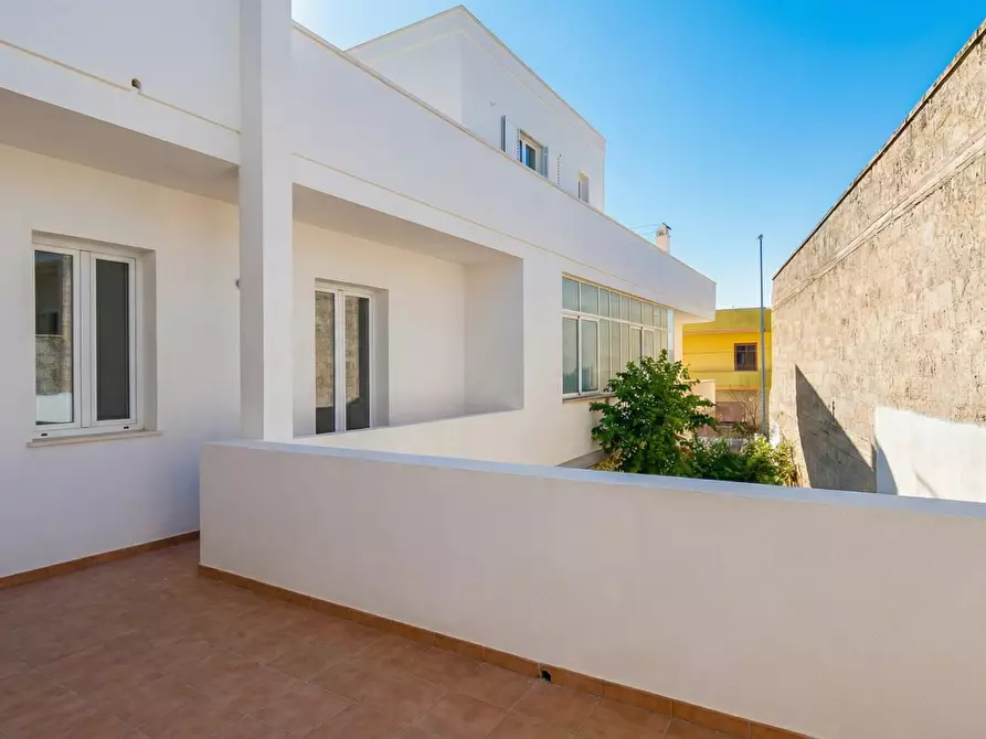 Immagine 16 di Casa semindipendente in vendita  a Copertino