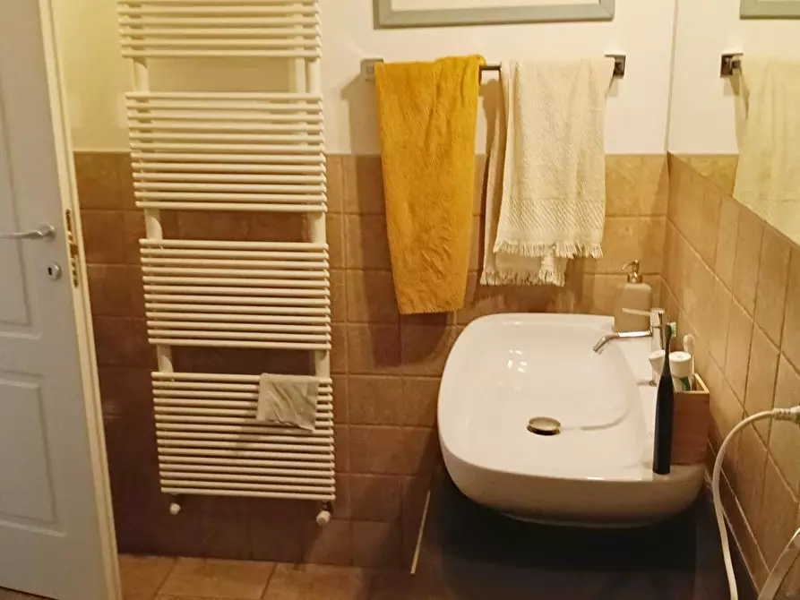 Immagine 11 di Appartamento in vendita  a Pisa