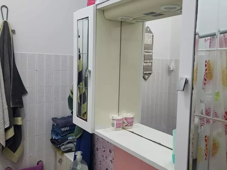 Immagine 16 di Appartamento in vendita  a Carrara