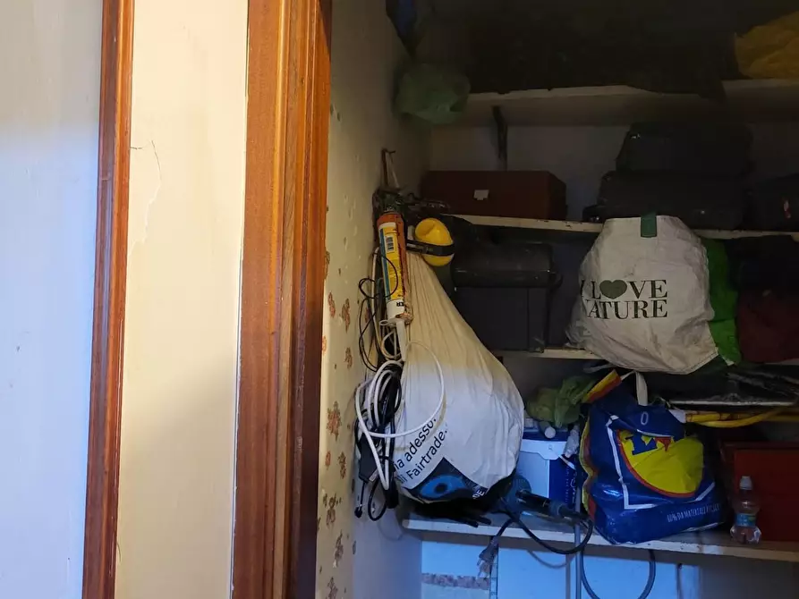 Immagine 18 di Appartamento in vendita  a Carrara