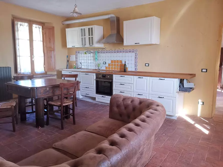 Immagine 1 di Rustico / casale in affitto  a Buti
