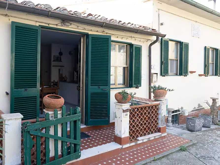 Immagine 22 di Appartamento in vendita  a Rosignano Marittimo