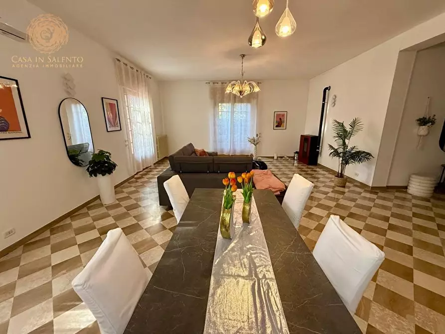 Immagine 34 di Villa in vendita  a Alessano