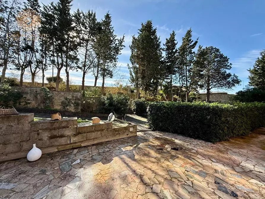 Immagine 45 di Villa in vendita  a Alessano