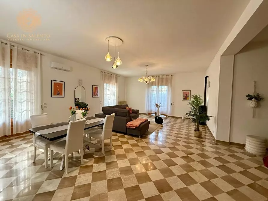 Immagine 35 di Villa in vendita  a Alessano