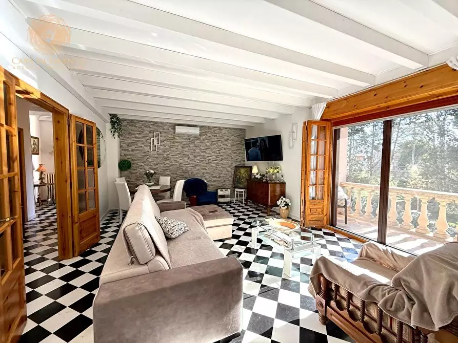 Immagine 5 di Villa in vendita  a Alessano