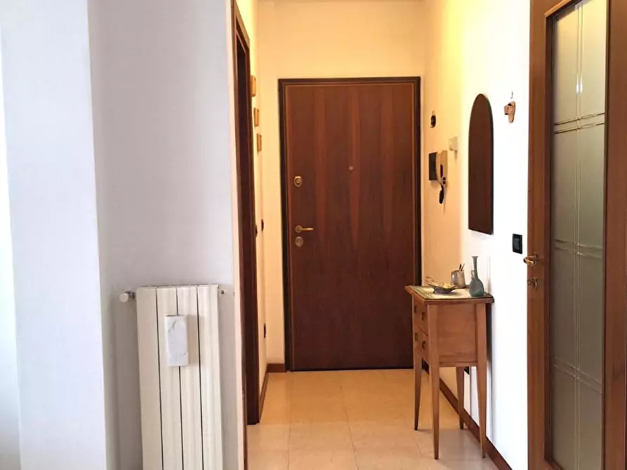 Immagine 8 di Appartamento in vendita  a Livorno