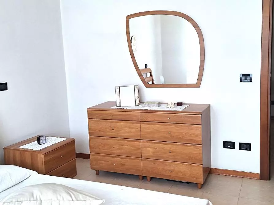 Immagine 17 di Appartamento in vendita  a Livorno