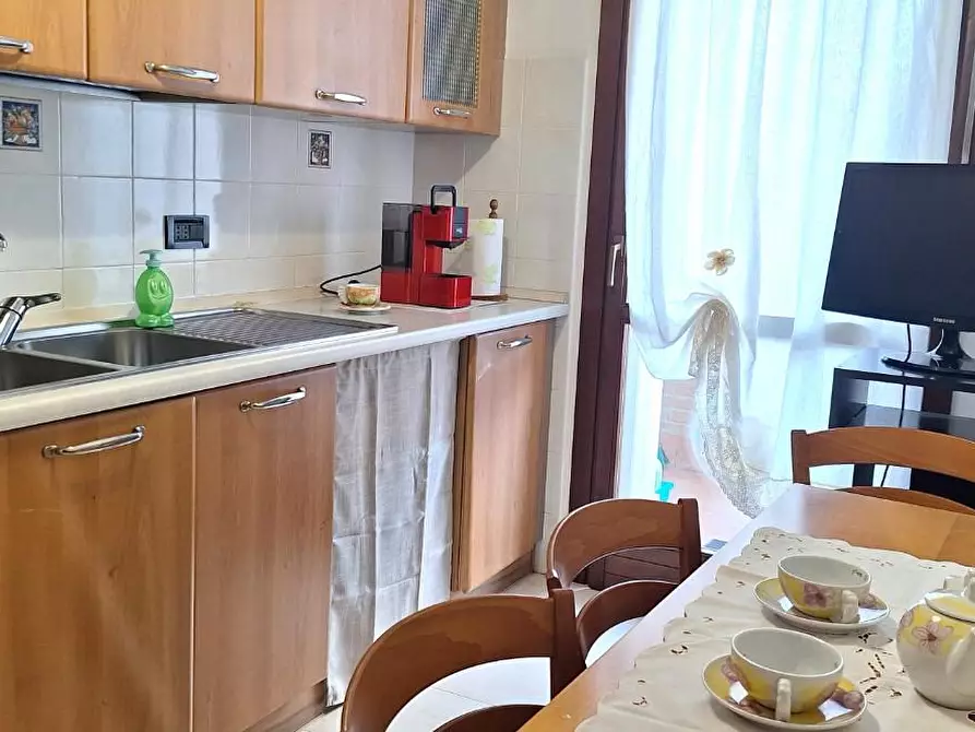 Immagine 12 di Appartamento in vendita  a Livorno