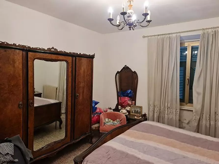 Immagine 28 di Casa semindipendente in vendita  a Carrara