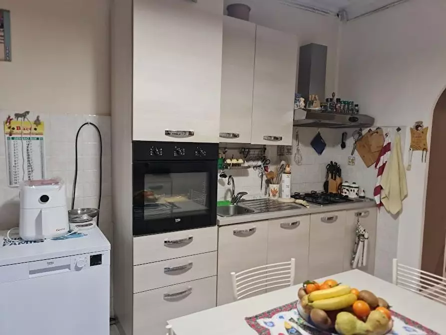 Immagine 3 di Casa semindipendente in vendita  a Carrara