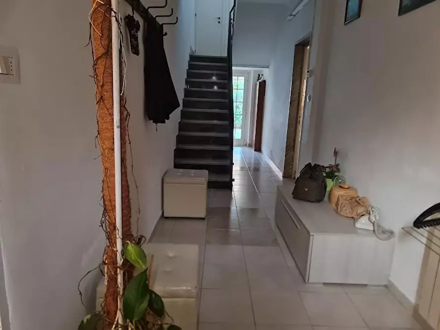 Immagine 7 di Casa semindipendente in vendita  a Carrara