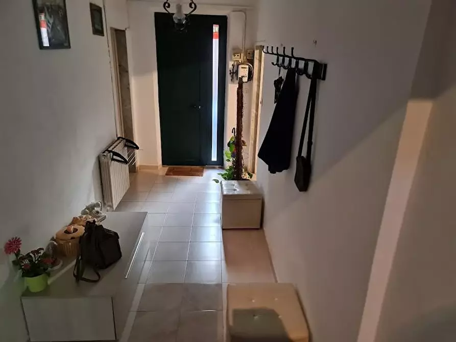 Immagine 8 di Casa semindipendente in vendita  a Carrara
