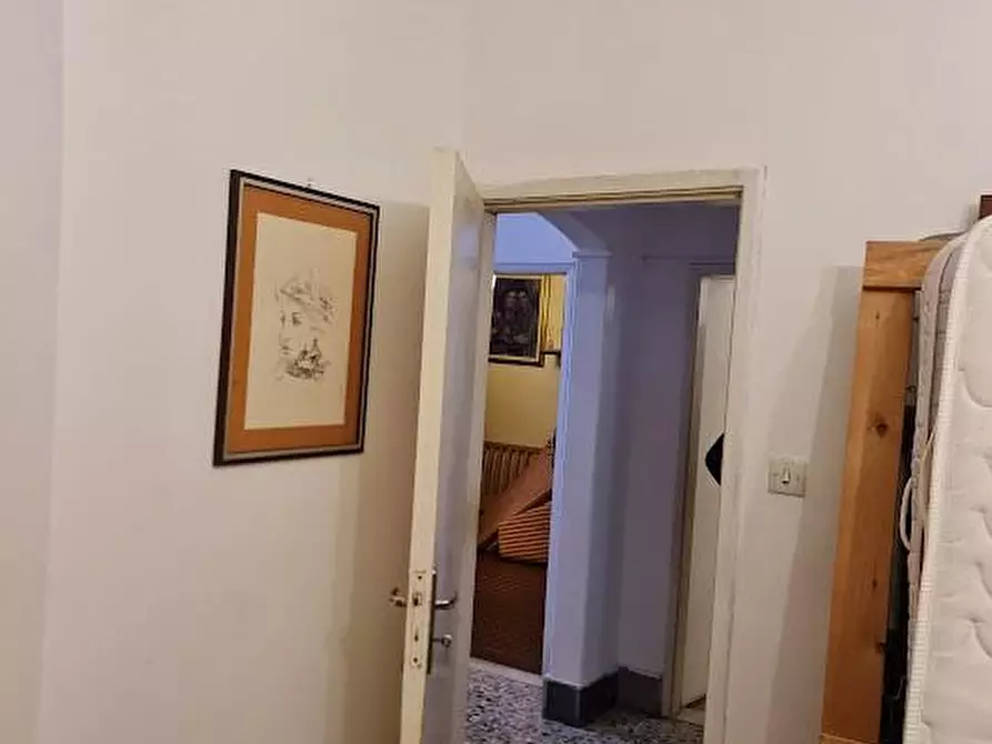 Immagine 33 di Casa semindipendente in vendita  a Carrara