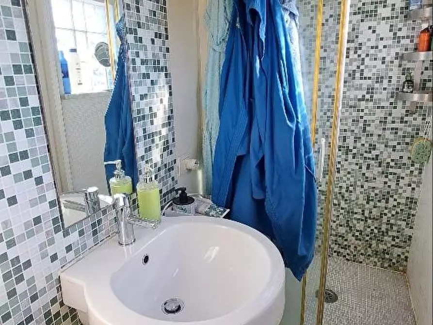 Immagine 16 di Terratetto in vendita  a Pisa