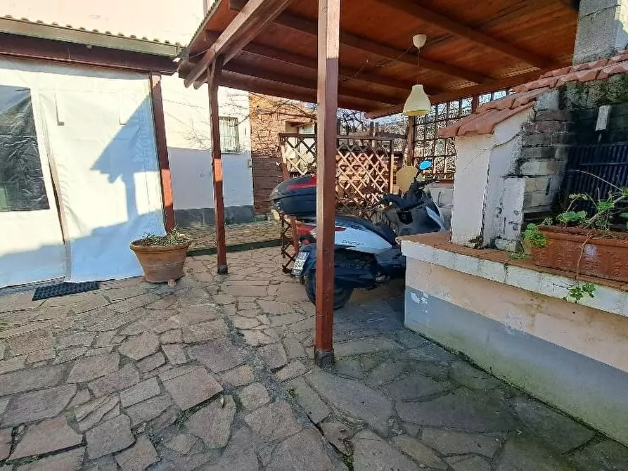 Immagine 35 di Terratetto in vendita  a Pisa