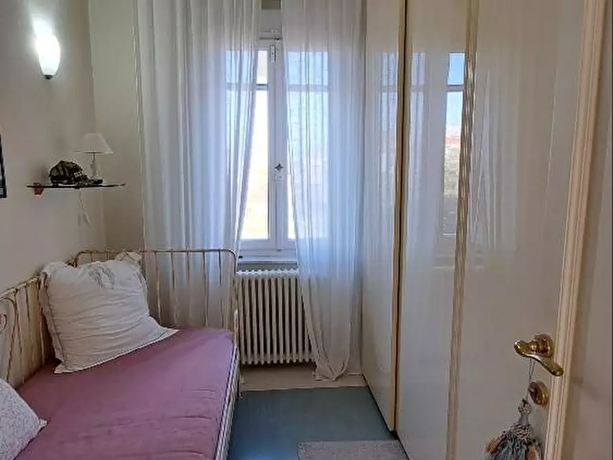 Immagine 23 di Terratetto in vendita  a Pisa