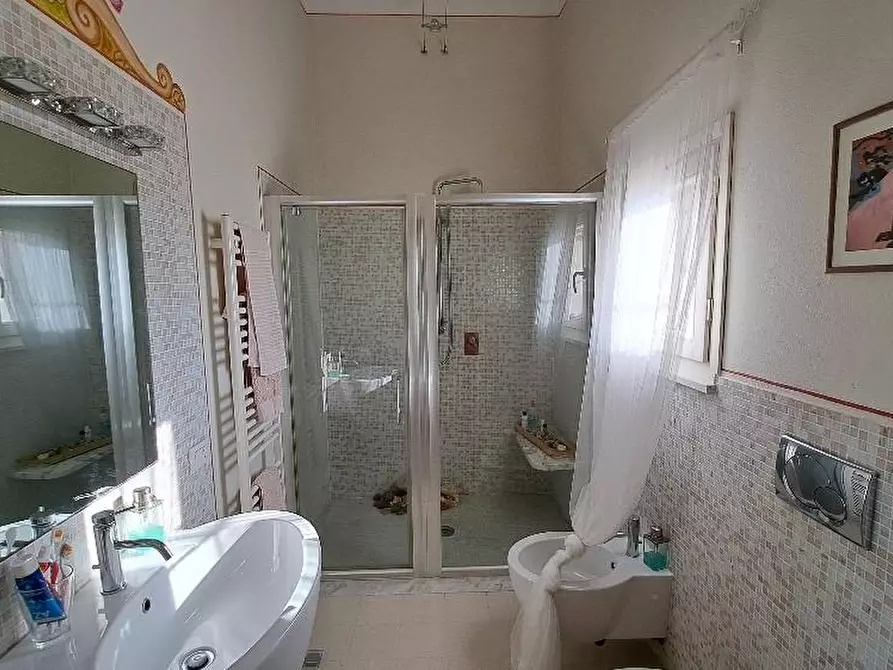 Immagine 17 di Terratetto in vendita  a Pisa