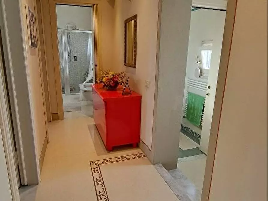 Immagine 28 di Terratetto in vendita  a Pisa