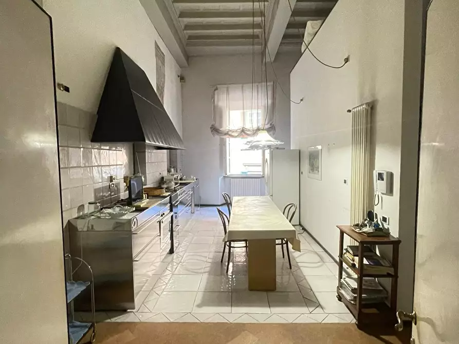 Immagine 4 di Appartamento in vendita  a Pisa