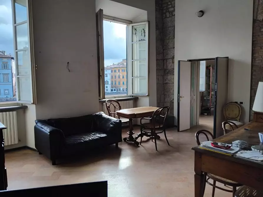 Immagine 2 di Appartamento in vendita  a Pisa
