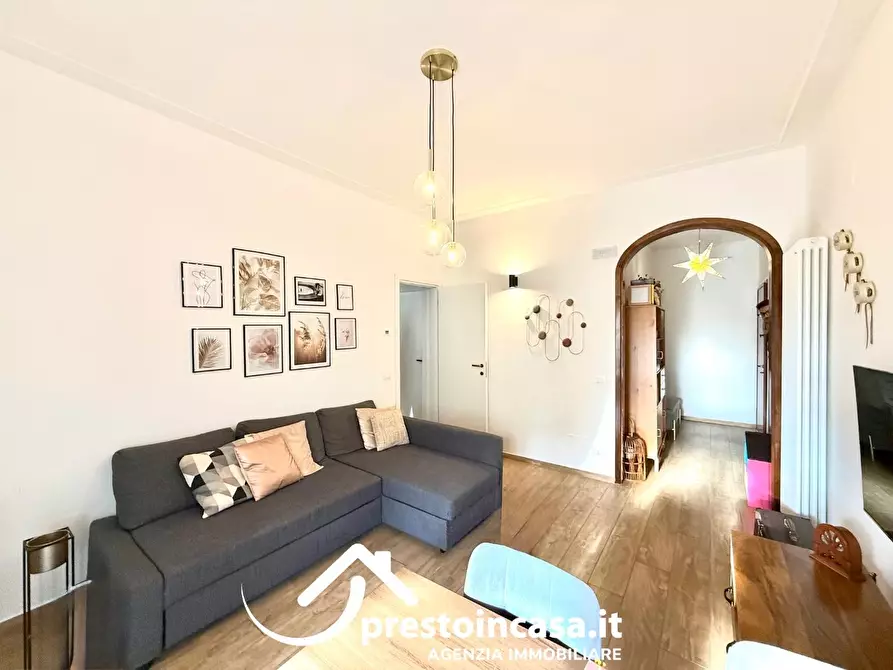 Immagine 3 di Appartamento in vendita  a Viareggio