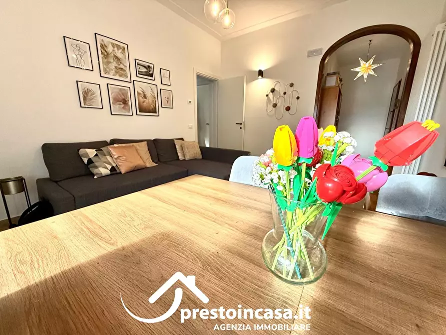 Immagine 5 di Appartamento in vendita  a Viareggio