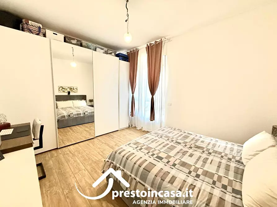 Immagine 17 di Appartamento in vendita  a Viareggio