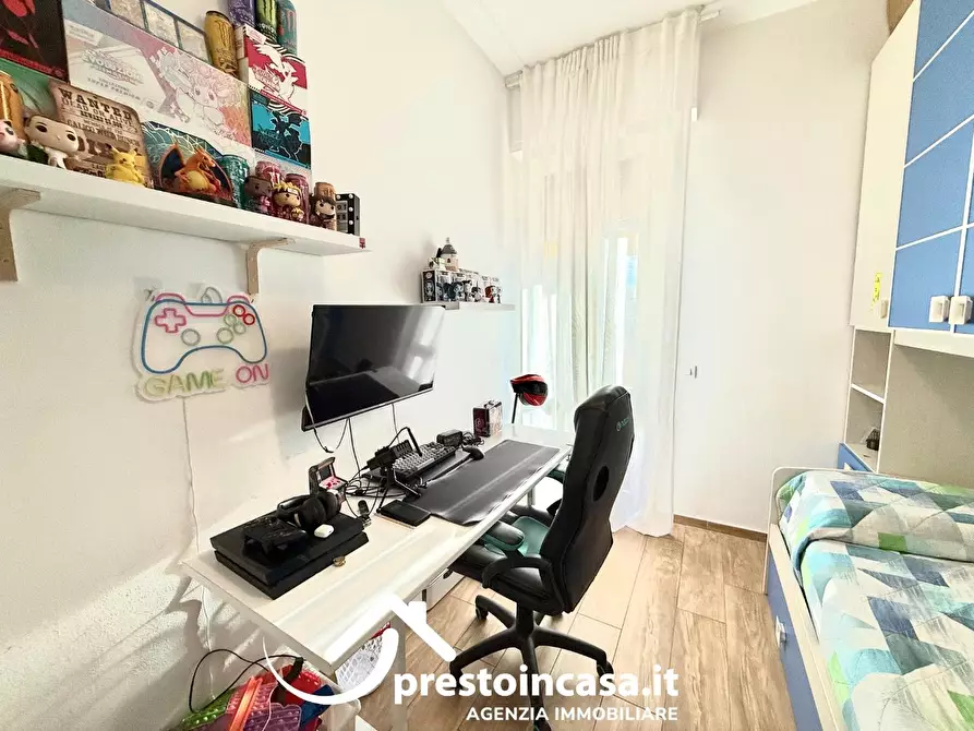 Immagine 22 di Appartamento in vendita  a Viareggio