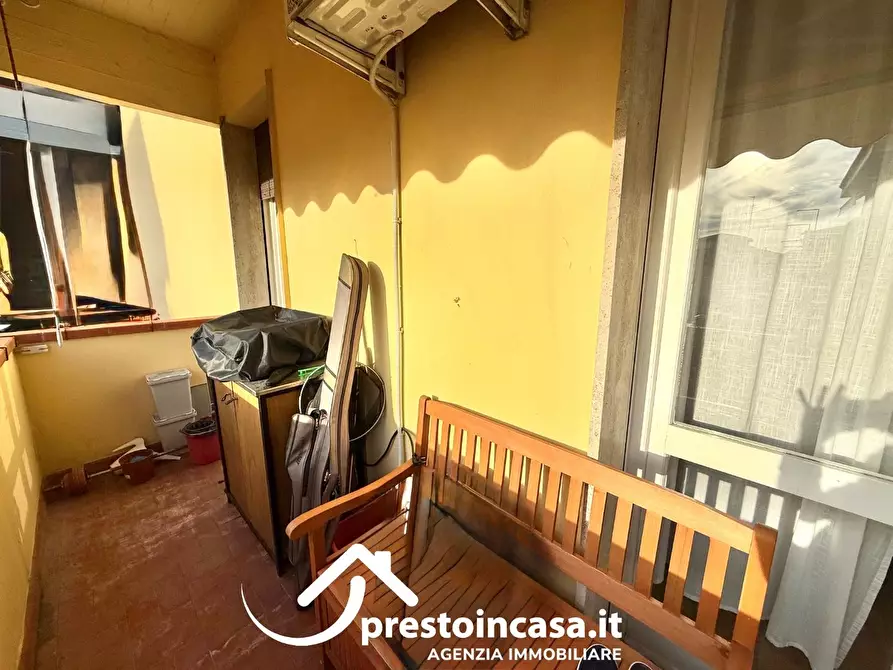 Immagine 30 di Appartamento in vendita  a Viareggio