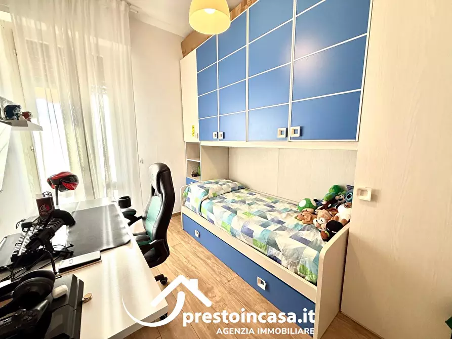 Immagine 25 di Appartamento in vendita  a Viareggio