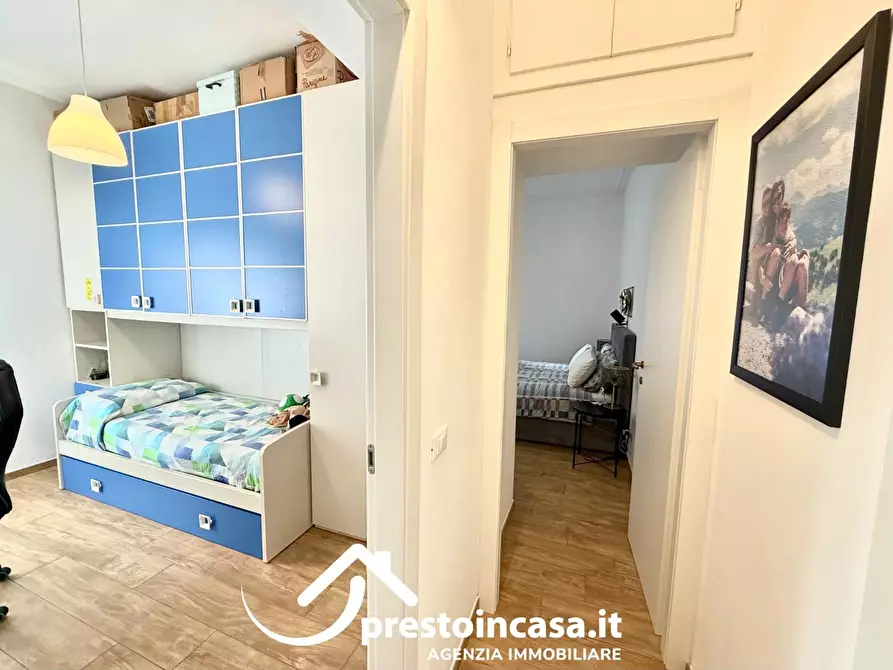 Immagine 16 di Appartamento in vendita  a Viareggio