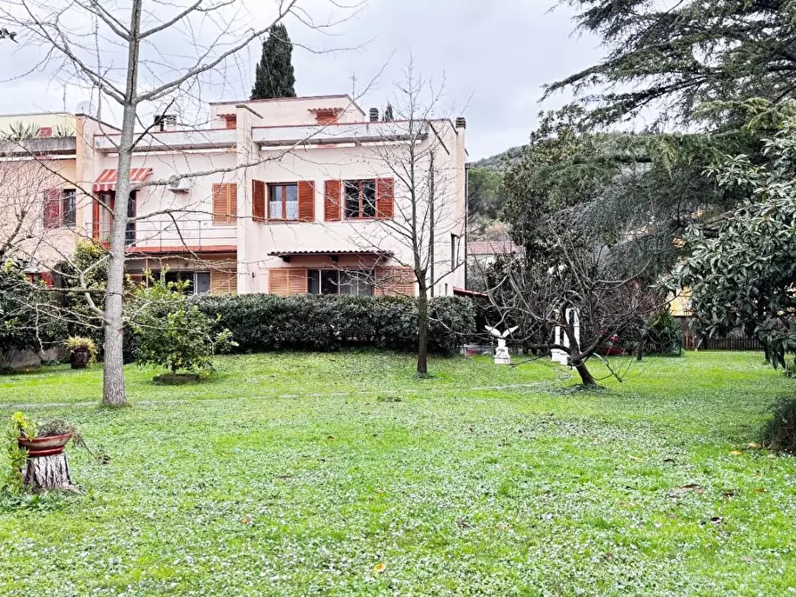 Immagine 1 di Casa bifamiliare in vendita  a Vicopisano