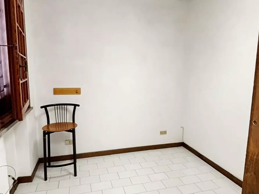 Immagine 52 di Casa bifamiliare in vendita  a Vicopisano