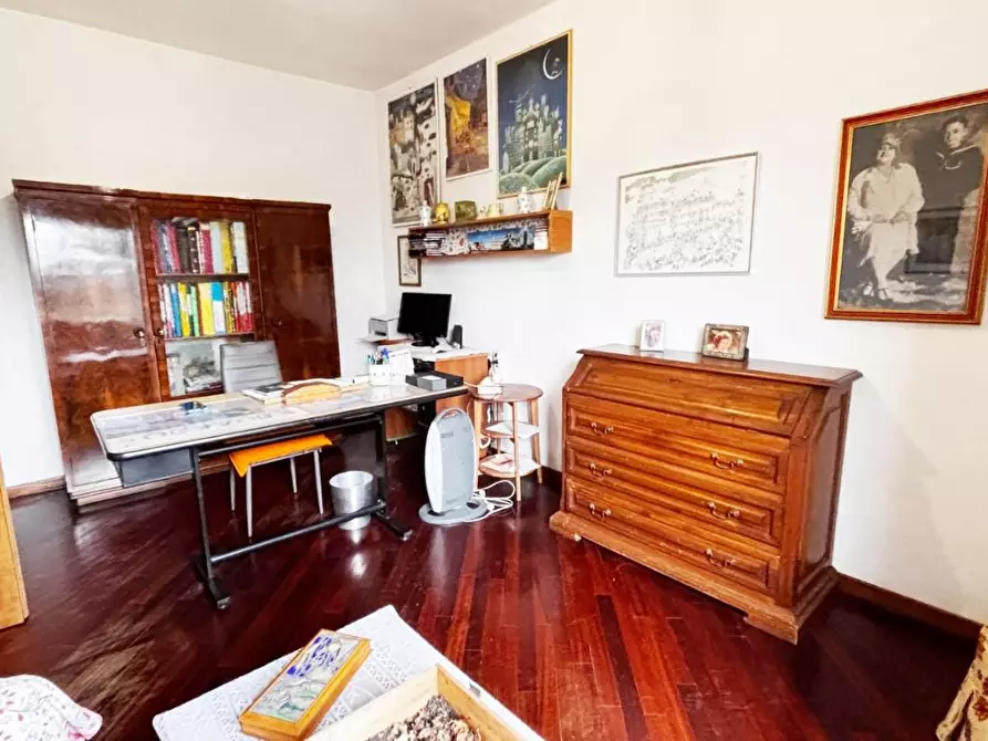 Immagine 30 di Casa bifamiliare in vendita  a Vicopisano