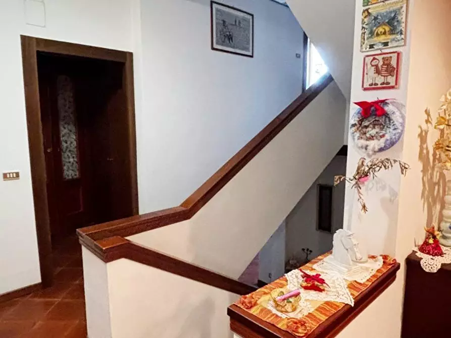 Immagine 72 di Casa bifamiliare in vendita  a Vicopisano