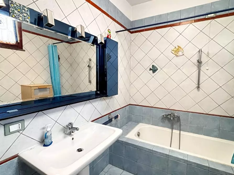 Immagine 49 di Casa bifamiliare in vendita  a Vicopisano