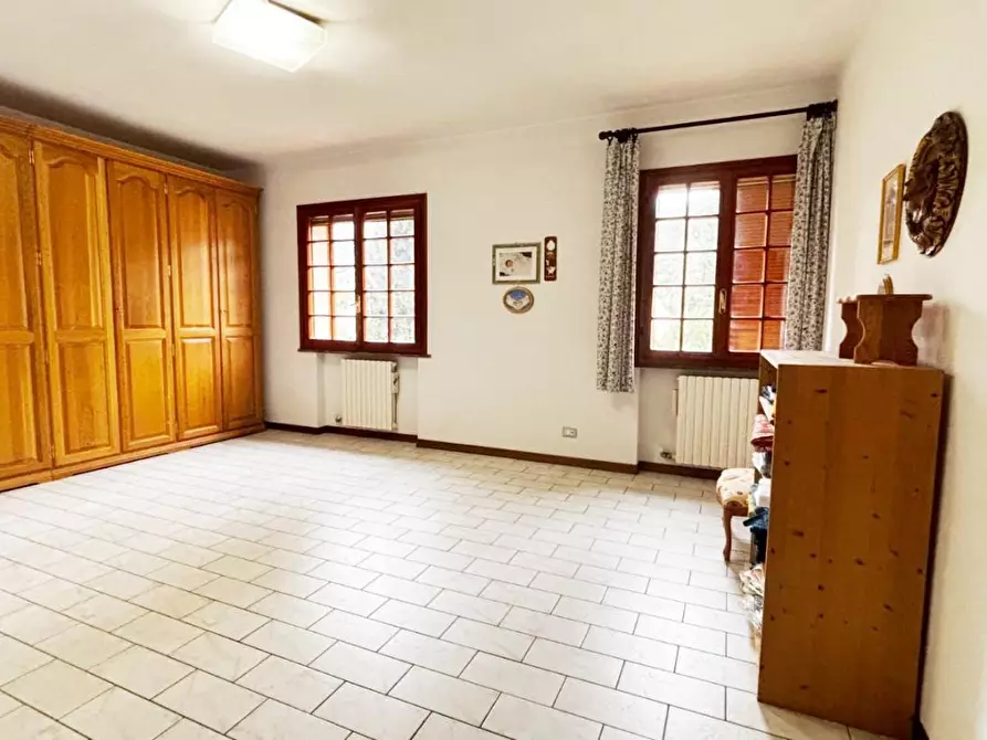 Immagine 39 di Casa bifamiliare in vendita  a Vicopisano