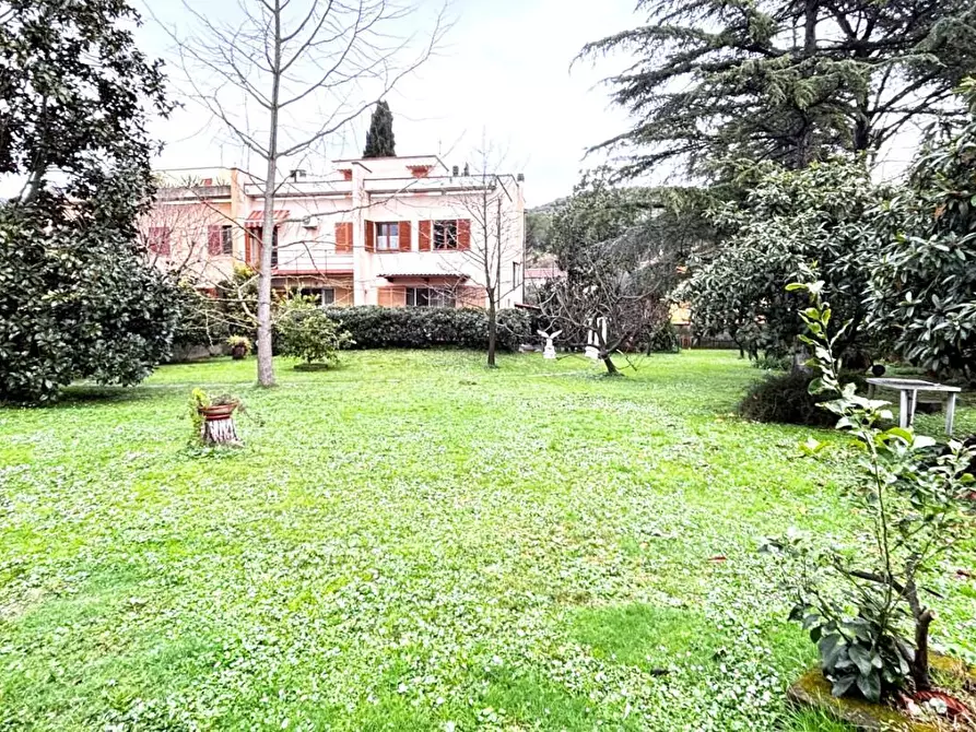 Immagine 100 di Casa bifamiliare in vendita  a Vicopisano