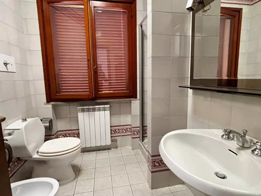 Immagine 38 di Casa bifamiliare in vendita  a Vicopisano