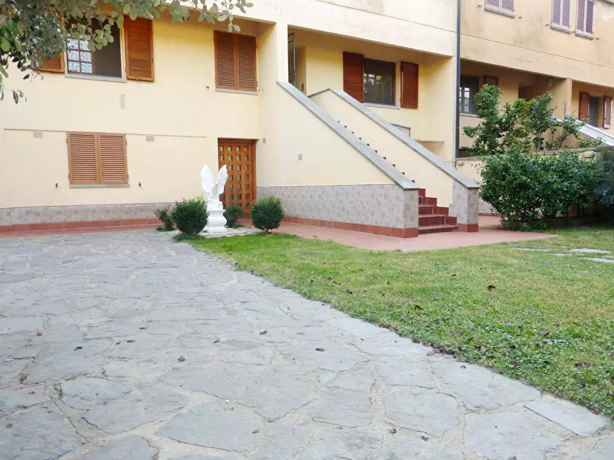 Immagine 87 di Casa bifamiliare in vendita  a Vicopisano