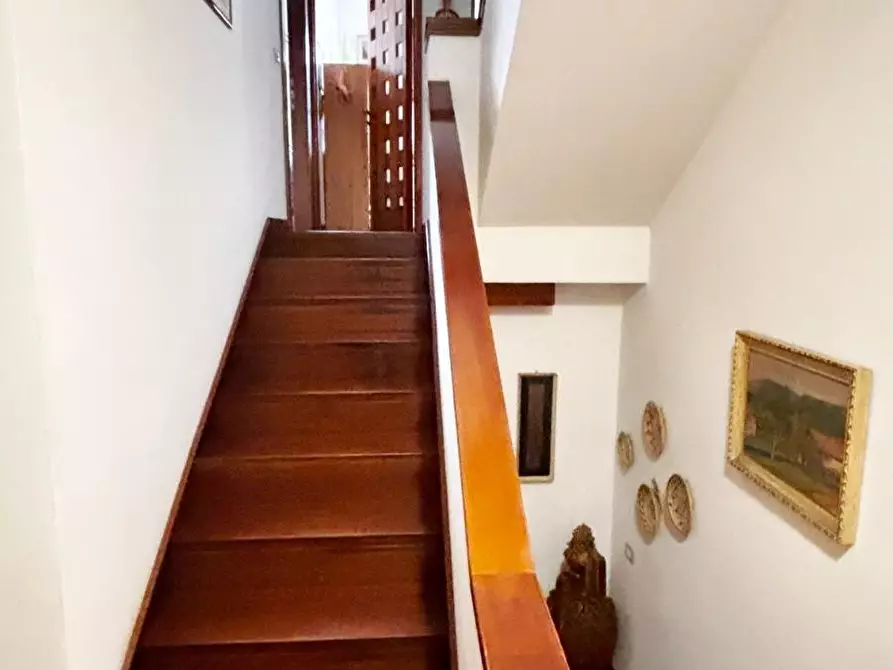 Immagine 28 di Casa bifamiliare in vendita  a Vicopisano