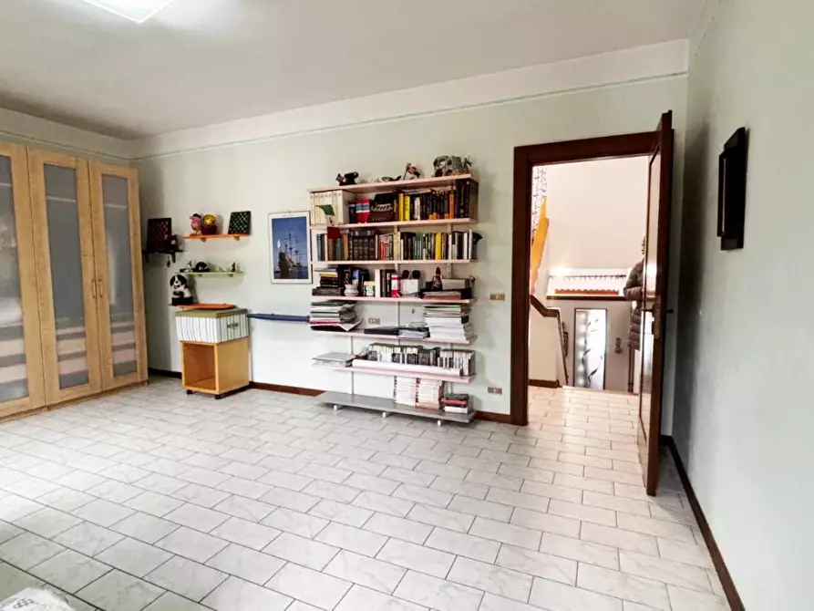 Immagine 45 di Casa bifamiliare in vendita  a Vicopisano