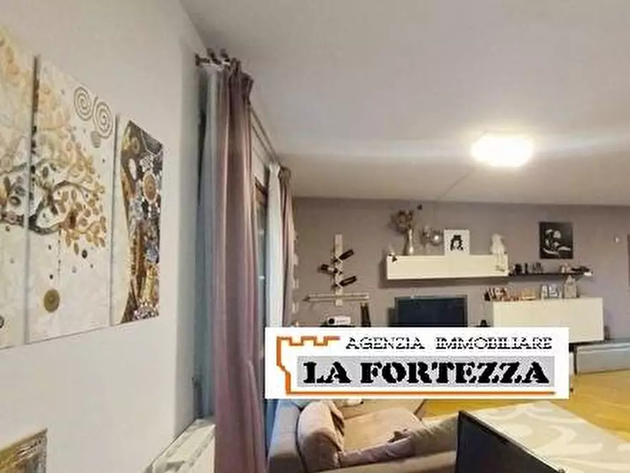 Immagine 6 di Villetta a schiera in vendita  a San Giuliano Terme