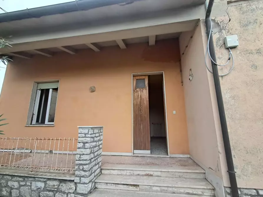 Immagine 53 di Villa in vendita  a Terricciola