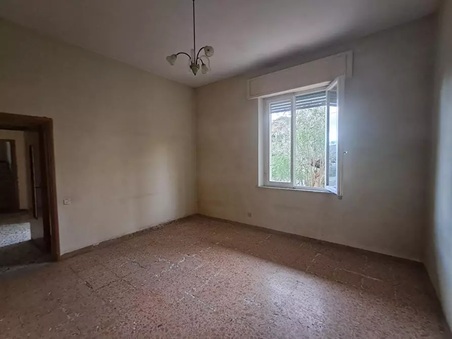 Immagine 15 di Villa in vendita  a Terricciola