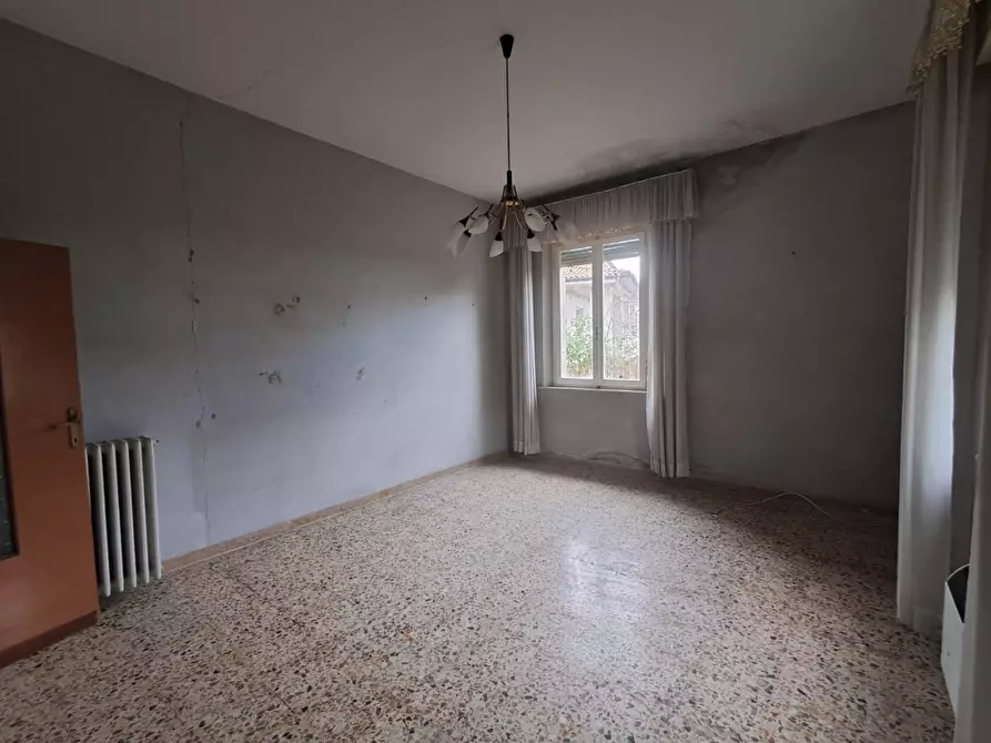 Immagine 6 di Villa in vendita  a Terricciola